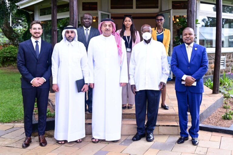 موسيفيني ووفد قطري يناقشان مشاريع استثمارية مشتركة في التعدين والصناعات الزراعية