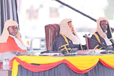 نواب أوغندا يبدأون الانشقاقات الحزبية مع اقتراب انتخابات 2026