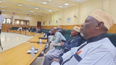 موسيفيني يخصص 7.7 مليون دولار لدعم الائمة وقائدات المساجد عبر جمعيات ادخار