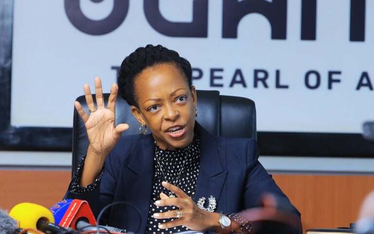 أوغندا تطلق خطة خمسية لتطوير سياحة جبال رونزوري وتعزيز الوظائف