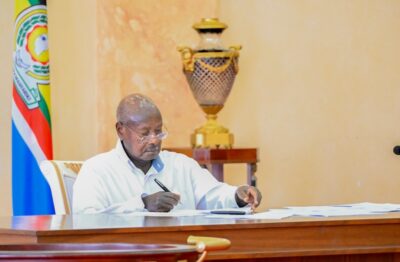 موسيفيني يوضح لماذا رفضت أوغندا القواعد العسكرية الأجنبية 