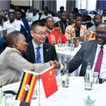 أوغندا تغازل المستثمرين الصينيين لتعظيم عائدات القهوة والتحول نحو التصنيع