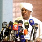 السودان يؤكد تورط الإمارات وإثيوبيا في قصف مطار الخرطوم ويعلن تمسكه بحقه في الرد