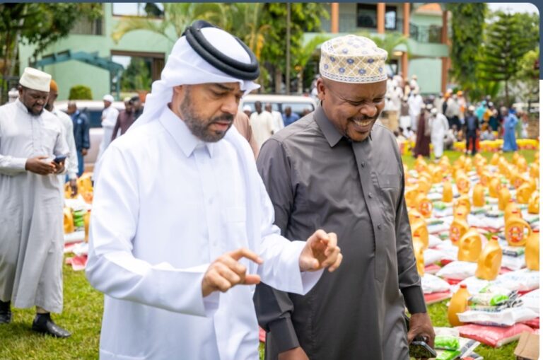 قطر تعزز حضورها الإنساني في أوغندا: مساعدات رمضانية تصل مئات الأسر في كيتيندي