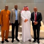 القائم بأعمال وزير الخارجية الأوغندي يصل إلى قطر لتسليم رسالة تعزية من الرئيس موسيفيني إلى أمير قطر