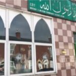 تقرير: بريطانيا تسجل اعتداءً على مسجد كل خمسة أيام وسط تصاعد جرائم الكراهية