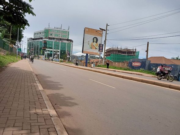 800px-Empty_road_in_Kampala_during_a_covid19_lockdown_in_Uganda